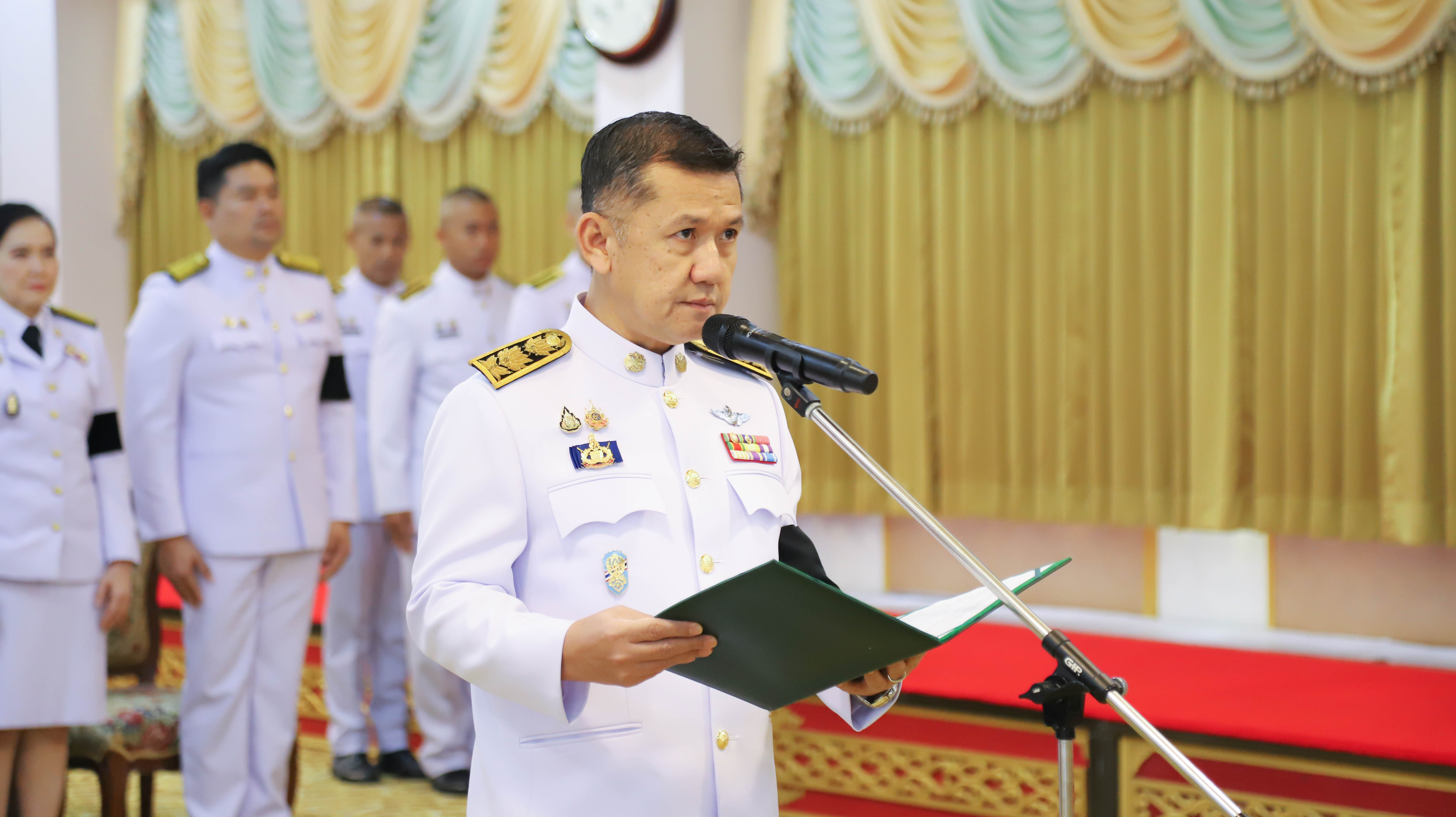 ผู้ว่าฯ สมุทรสงคราม นำข้าราชการและประชาชน ร่วมพิธีถวายน้ำสรงพระศพ สมเด็จพระเจ้าลูกเธอ เจ้าฟ้าพัชรกิติยาภาฯ น้อมรำลึกในพระกรุณาธิคุณ