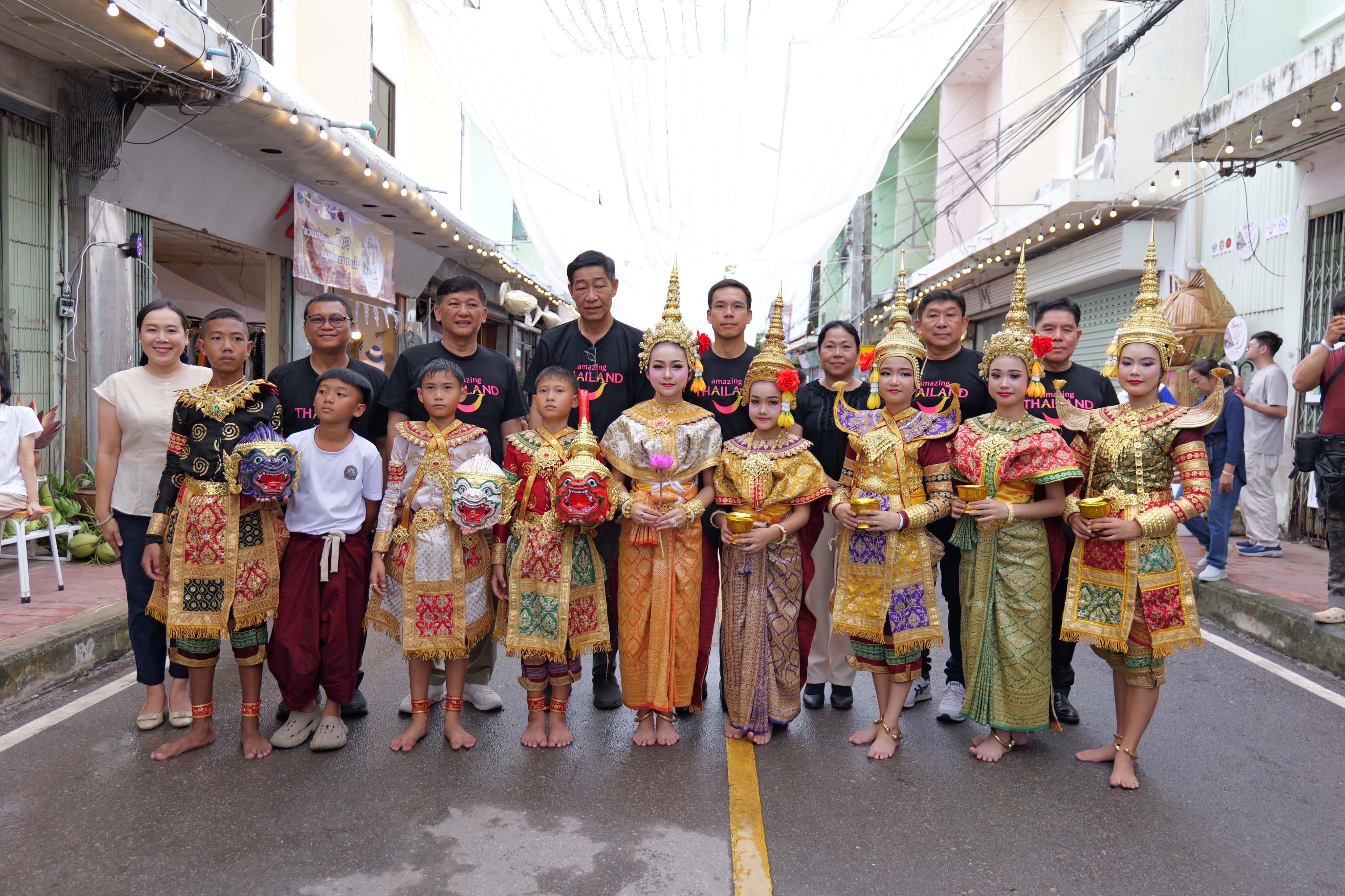 เปิดแล้ว อัมพวา &ldquo;ยัง&rdquo; มี (Amphawa Craft and Coffee) ฟื้นฟูเมืองเก่าริมคลอง (Amphawa Old Town) 